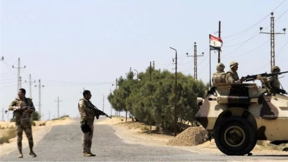 Αίγυπτος: Οκτώ Αιγύπτιοι στρατιώτες και 14 ένοπλοι σκοτώθηκαν στο Κεντρικό Σινά